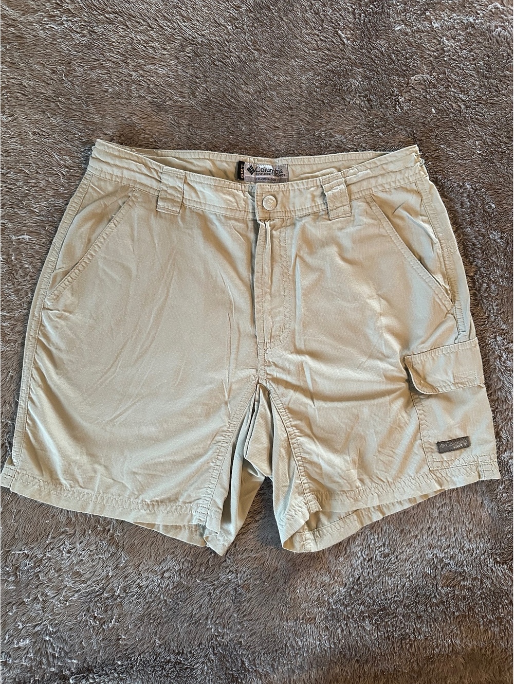 Columbia GRT Women's Tan Hiking Shorts - Ripstop Cargo Style - Size 6